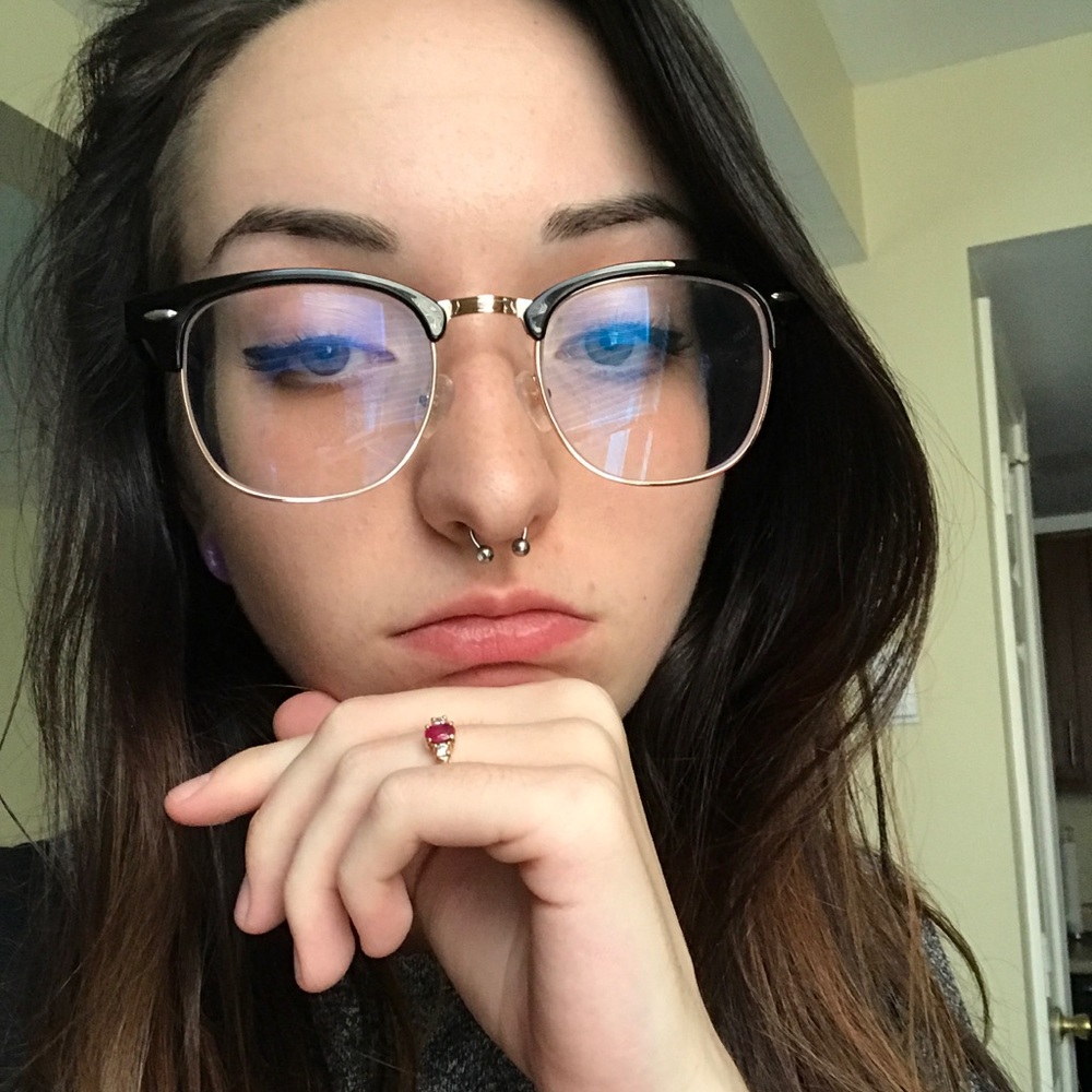 Meet your Posher, Sarah